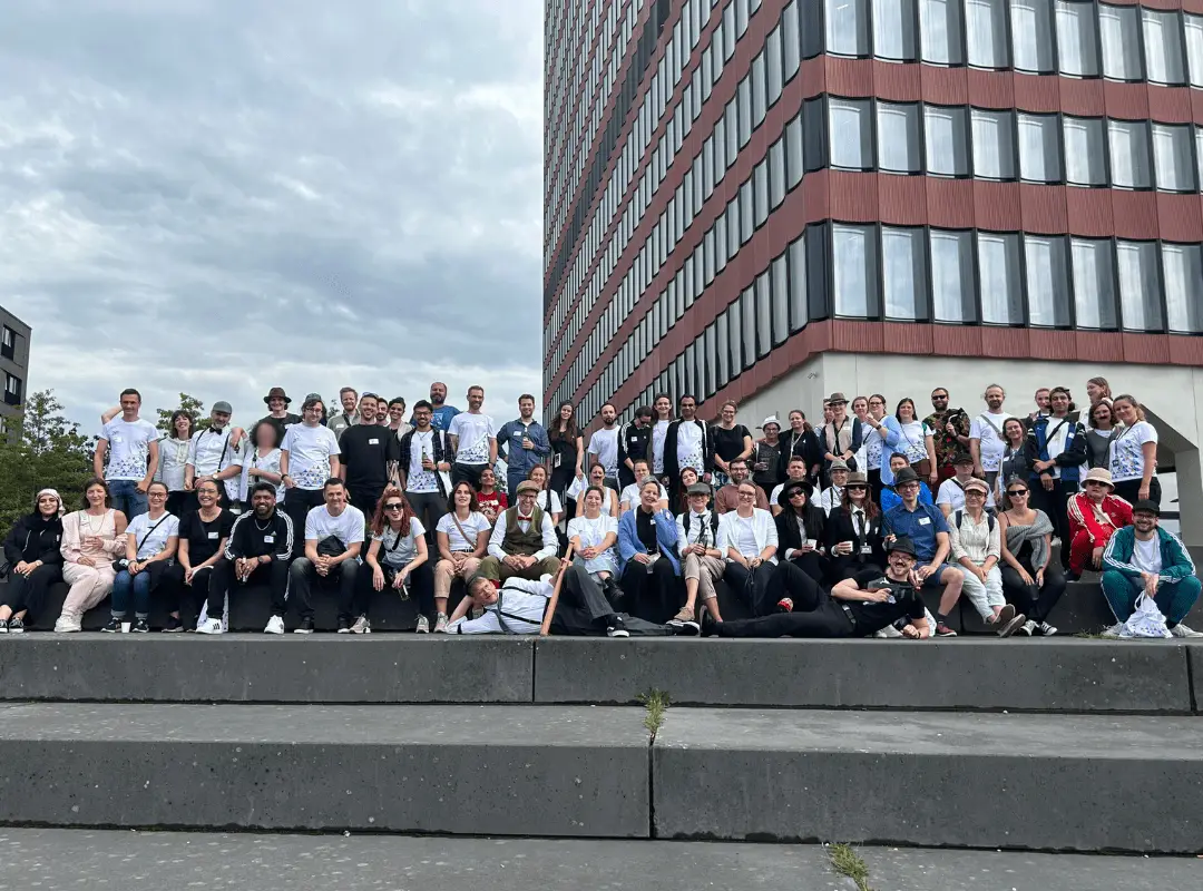 A group picture of employees of GCP-Service.